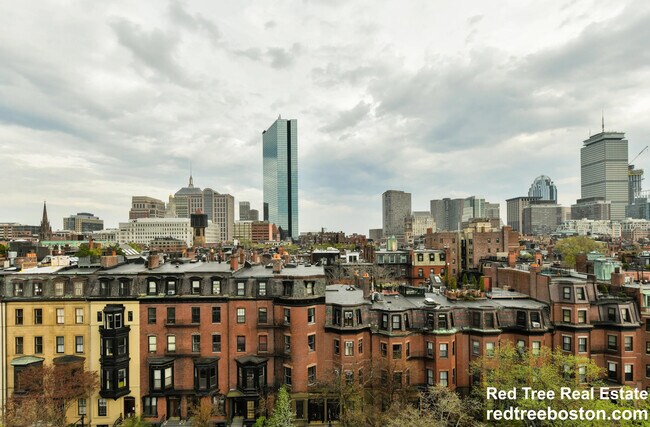 Building Photo - 214 Beacon St