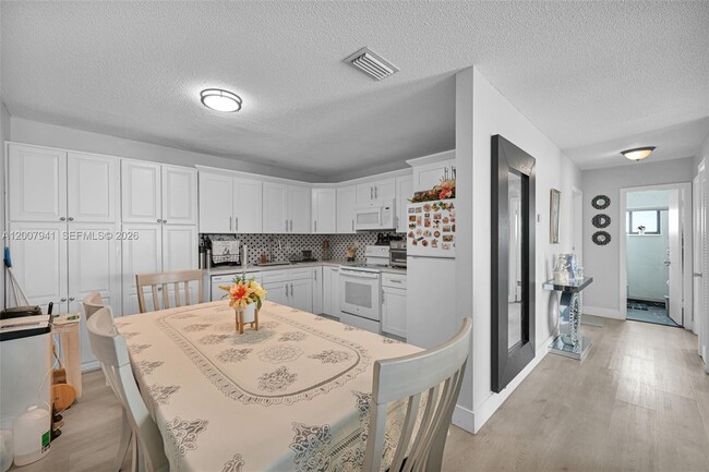 Building Photo - 7309 NW 62nd St