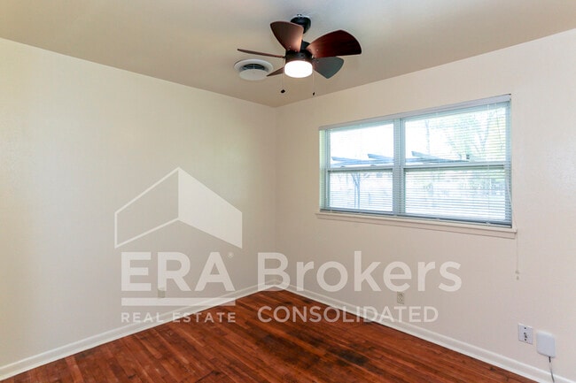 Building Photo - 1401 Illinois Ave