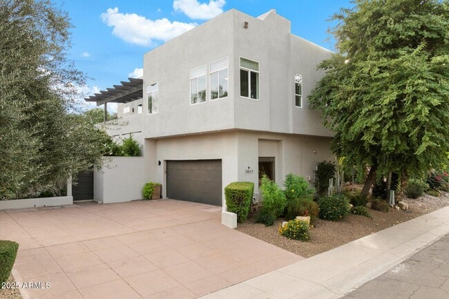 Building Photo - 7613 E Vía Del Reposo