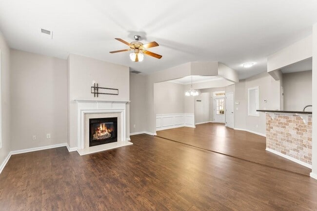 Building Photo - 1933 Lake Heights Cir NW