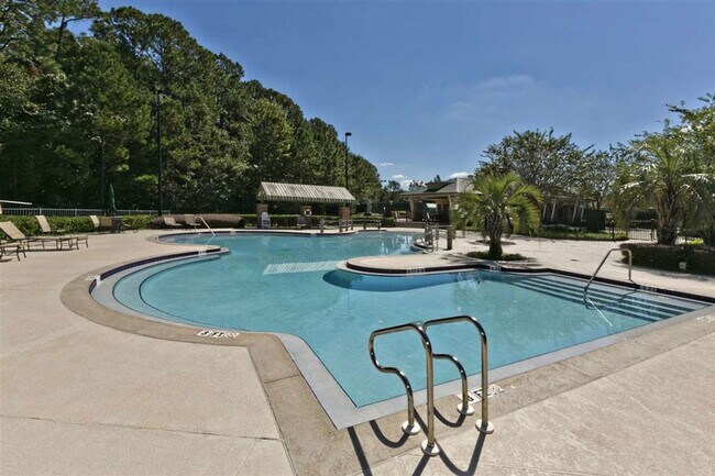 Building Photo - 955 Registry Blvd