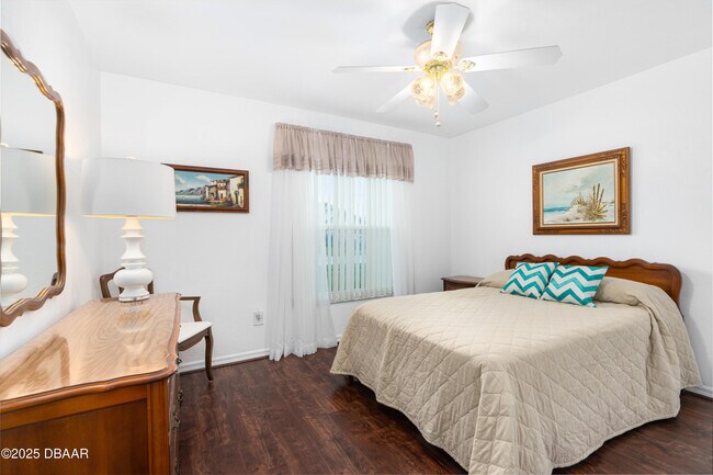 Building Photo - 4584 Barnacle Dr