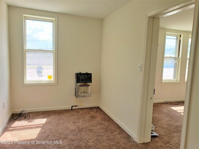 Building Photo - 513 Washington Ave