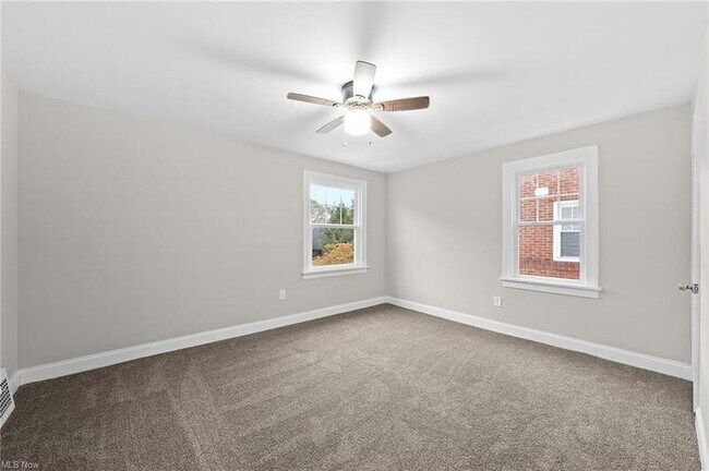 Building Photo - 3613 Cummings Rd