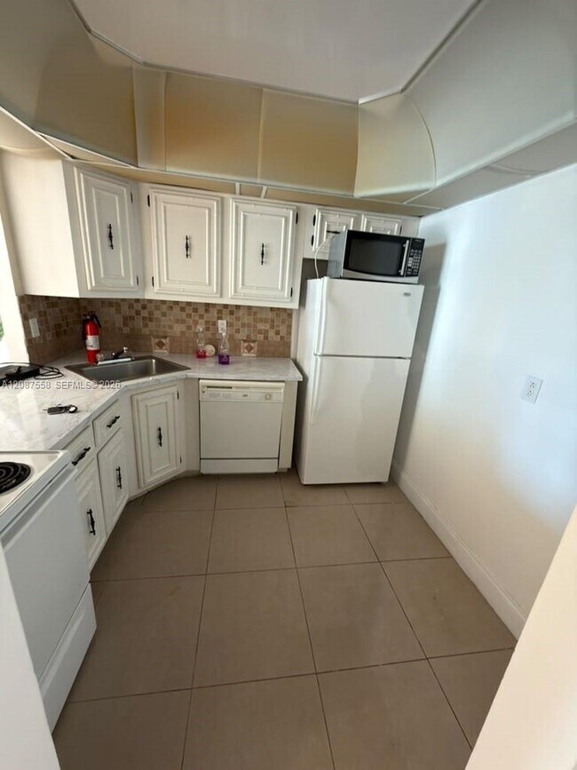 Building Photo - 501 Three Islands Boulevard