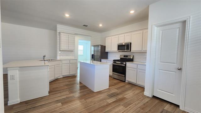 Building Photo - 1435 Mesquite Ln