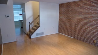 Building Photo - 24 N Wolfe St