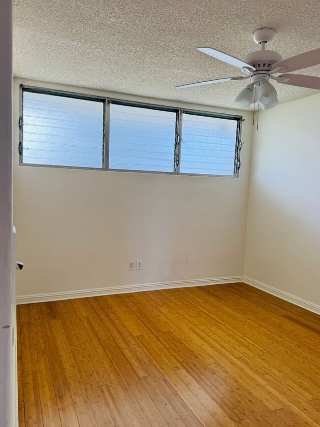 Building Photo - Gorgeous panoramic view in Waikiki!
