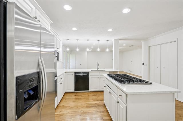 Building Photo - 4016 Willow Ridge Dr