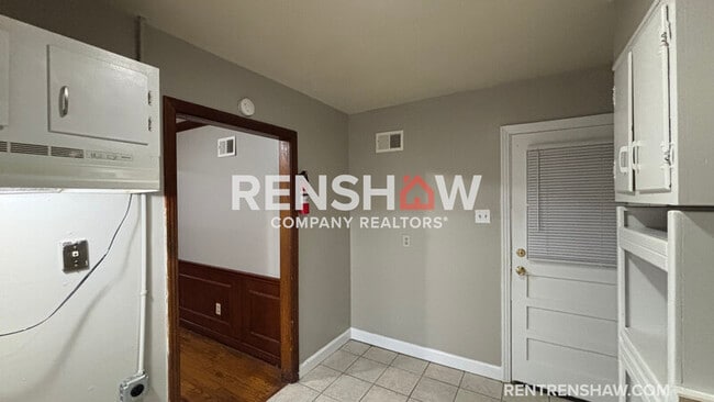 Building Photo - 4243 Vann Ave