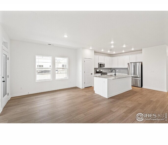 Building Photo - 2795 Eddystone Wy