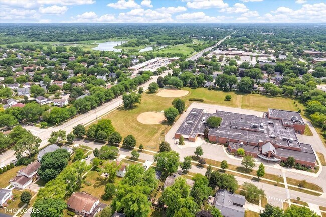 Building Photo - 1111 Plum Grove Cir