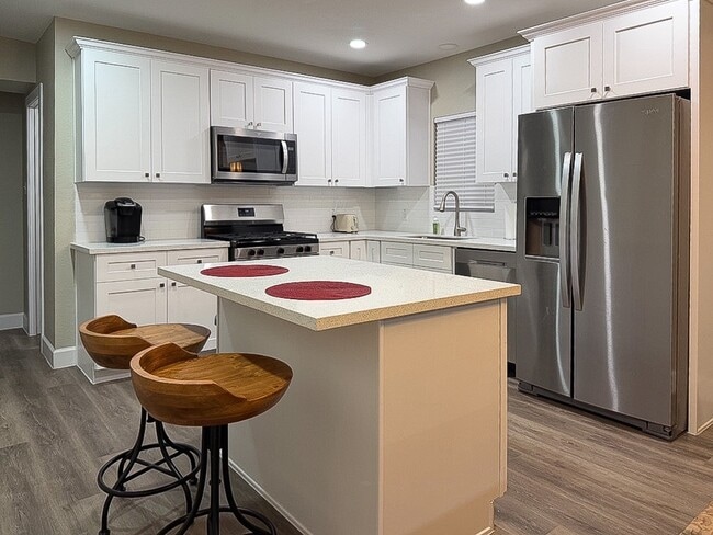 Building Photo - 3703 Market St