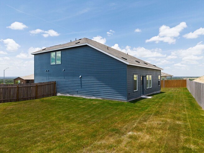 Building Photo - 216 Ayla Marie Cove