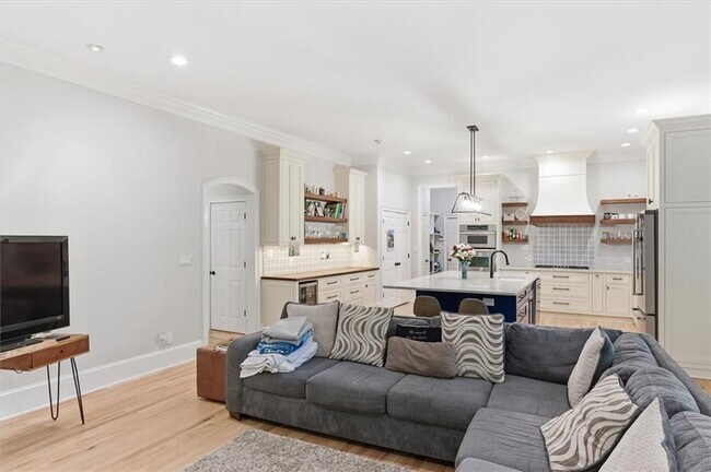 Building Photo - 1247 Manor Oaks Ct