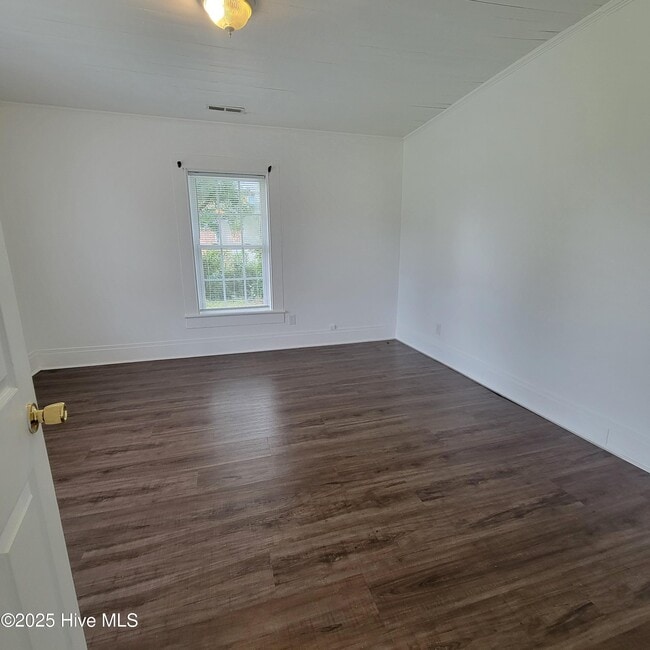 Building Photo - 205 N Dudley St