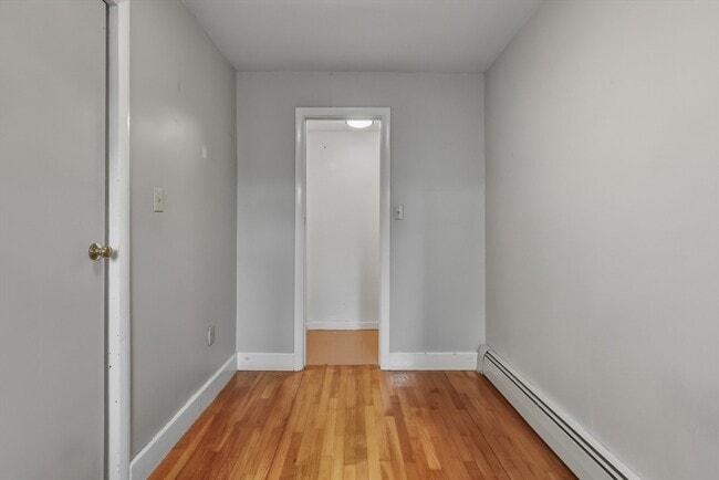 Building Photo - 50 Monmouth St