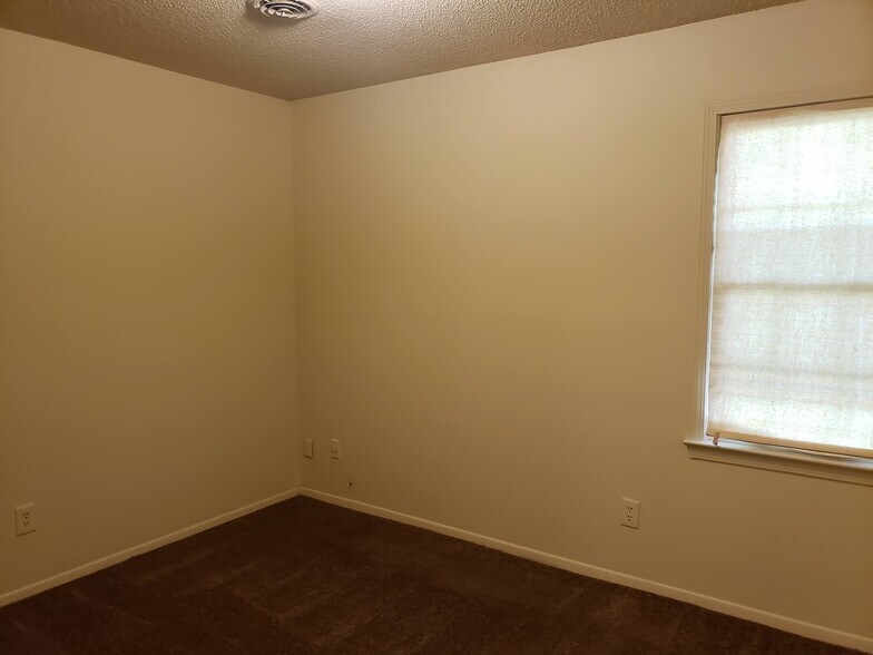 Building Photo - 6A Hallcox St