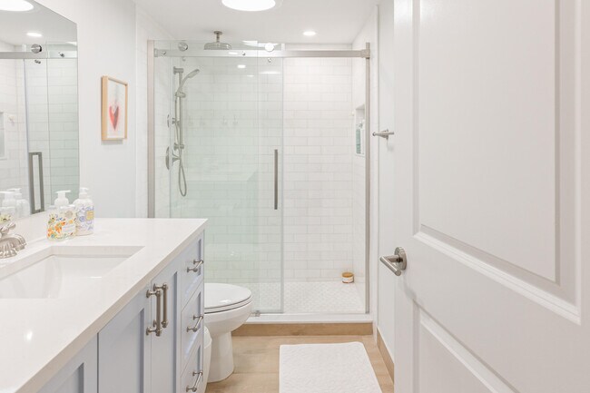 Building Photo - 4748 S Ocean Blvd