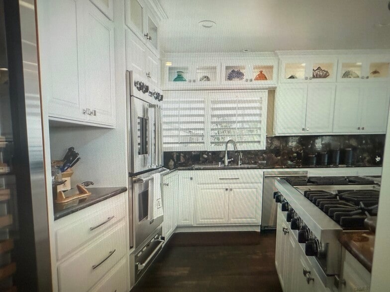 Building Photo - 3201 S Anchovy Ave