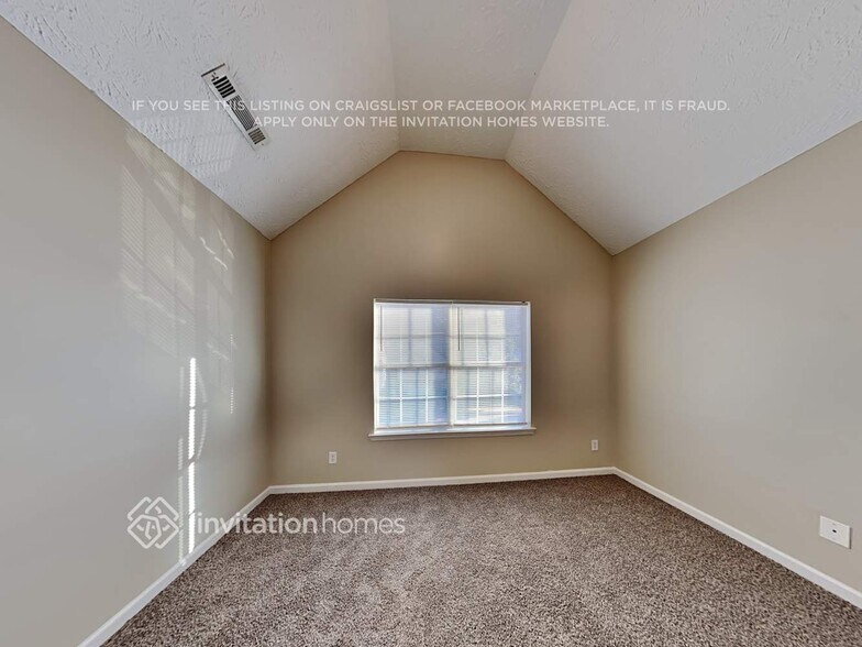 Building Photo - 1155 St Phillips Ct