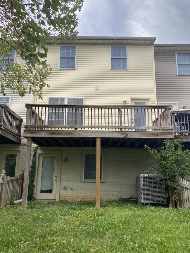 Building Photo - 86 Effie Ln