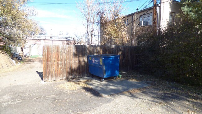 Building Photo - 2BR/1BA Park Hill Condo in Denver