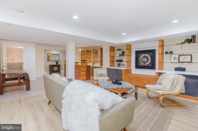 Building Photo - 9715 Singleton Dr