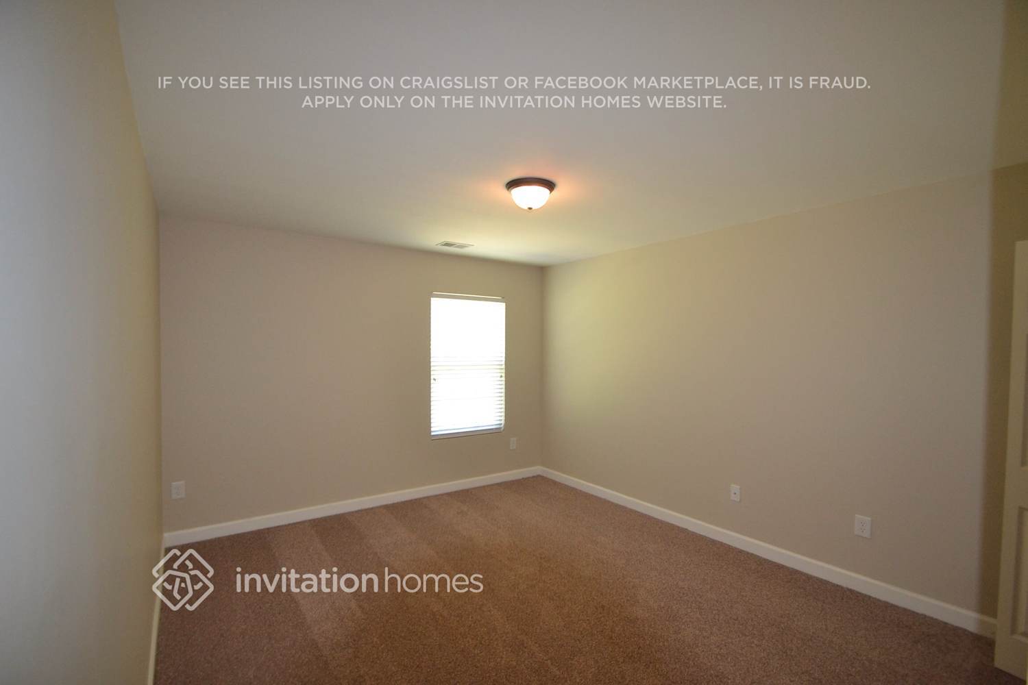 Building Photo - 1426 Cozart St