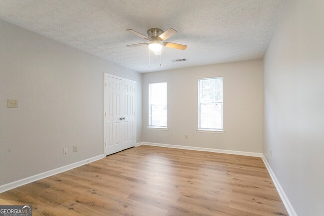 Building Photo - 1041 Plantation Way