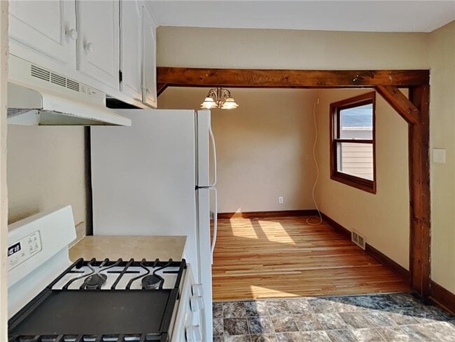 Building Photo - 5302 N Humboldt Ave