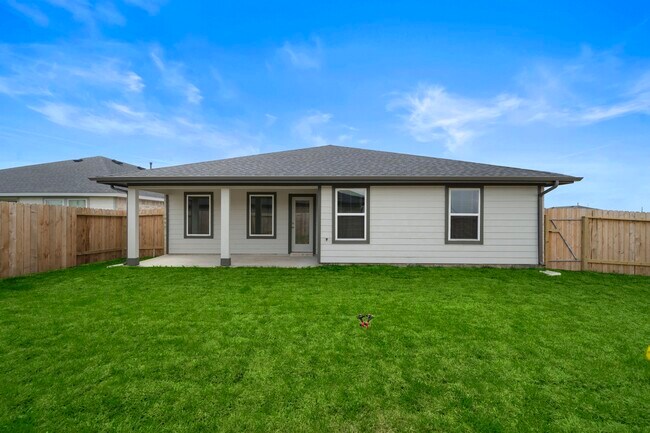 Building Photo - 3819 Pierce Pl Ln