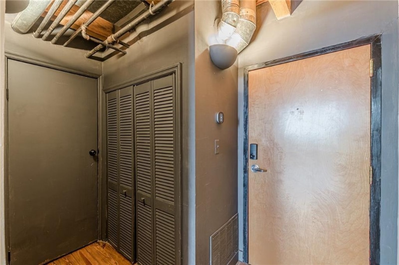 Building Photo - 63 Mangum St SW