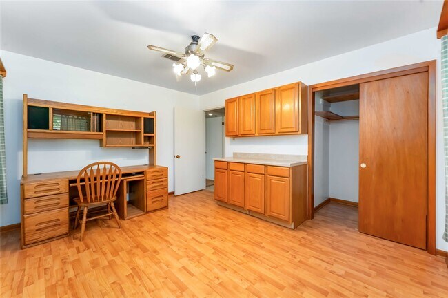 Building Photo - 5618 Avenue M 1/2