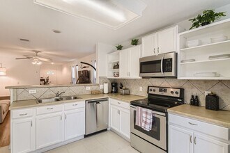 Building Photo - Fully Furnished 3 Bedroom near Greenbelt in Southeast Austin- Easy Access to 35!