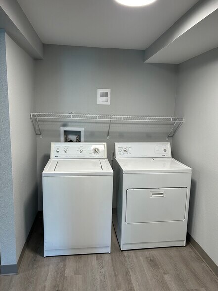 Laundry - 3438 N Cascade Ave