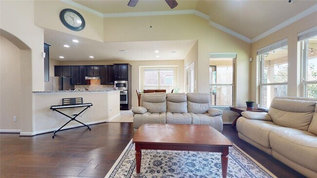 Building Photo - 28511 Pleasant Forest Dr