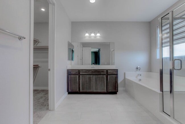 Building Photo - Stylish 3-Bed Home with Loft & EV Charger in Skye Canyon