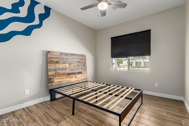 Building Photo - 8944 W Century Dr