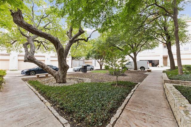 Building Photo - 4830 Cedar Springs Rd