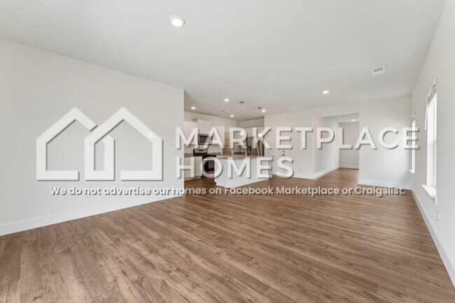 Building Photo - 8334 Bright Water Dr