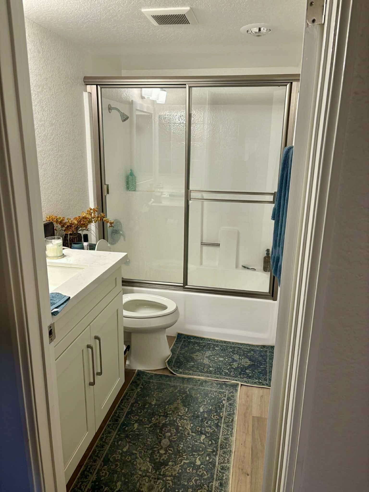 Building Photo - 20702 Lake Forest Dr