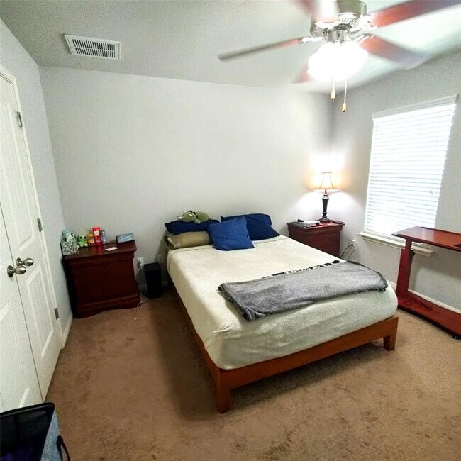 Building Photo - 107 Gambel Oak Way