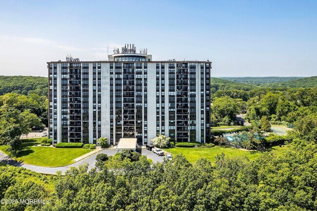 Building Photo - 1 Scenic Dr