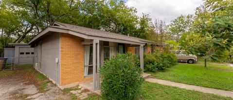 Building Photo - 1602 Westmoor Dr