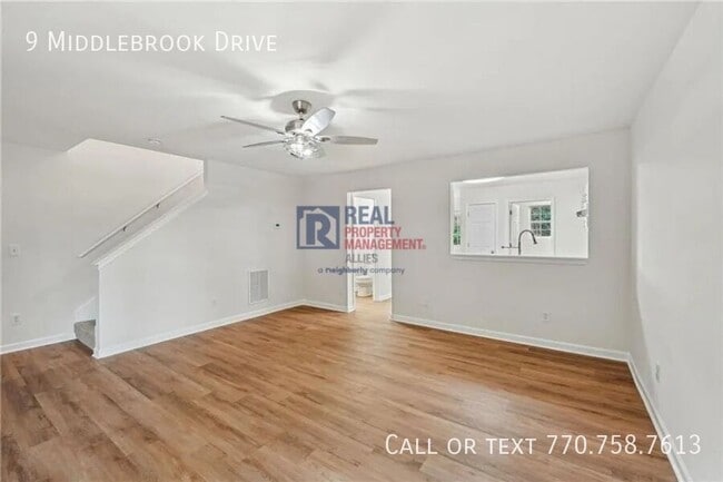 Building Photo - 9 Middlebrook Dr
