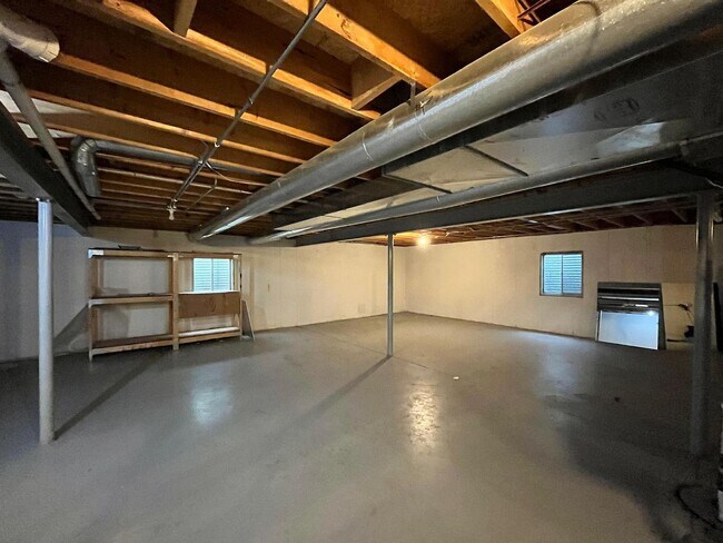 Building Photo - 2803 Bluewater Cir