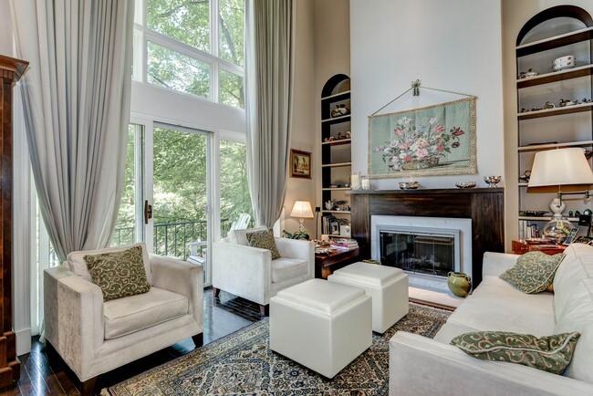 Building Photo - Beautiful Home in the Coveted Gated Community of Hillandale