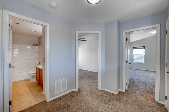Building Photo - 11926 Rodez Grove